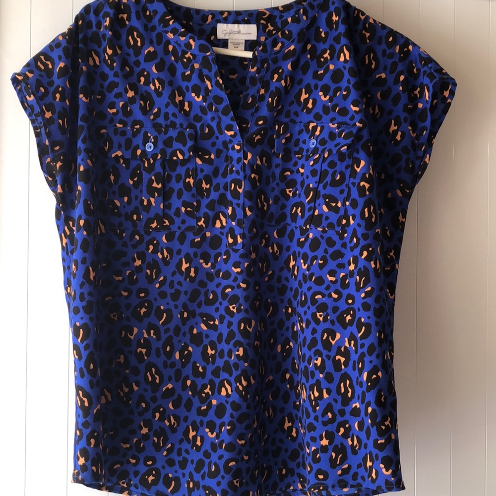 Woman top blouse